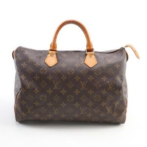 Authentic Louis Vuitton Vintage Speedy 35 Monogram Canvas.